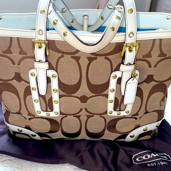 Coach Signature C Canvas Studded Gallery Tote - Picture 1 of 7